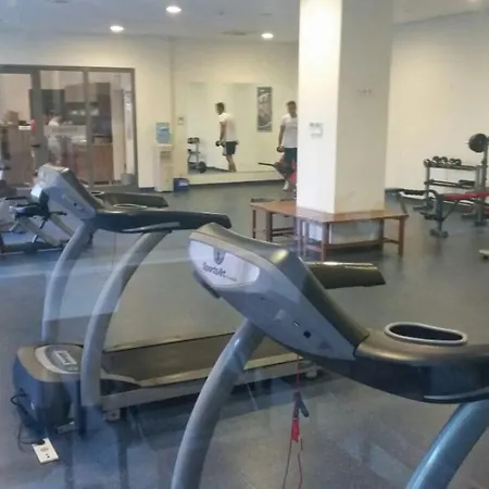 Three Bedroom Duplex With Large Terrace Apartman