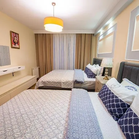 Apartman Three Bedroom Duplex With Large Terrace *