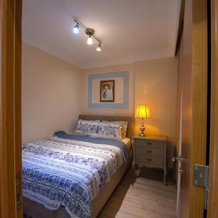 公寓 Three Bedroom Duplex With Large Terrace 伊斯坦布尔