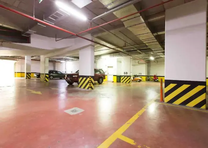 Appartement Three Bedroom Duplex With Large Terrace *