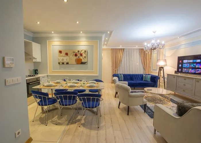 Appartement Three Bedroom Duplex With Large Terrace