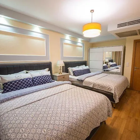 Three Bedroom Duplex With Large Terrace 이스탄불