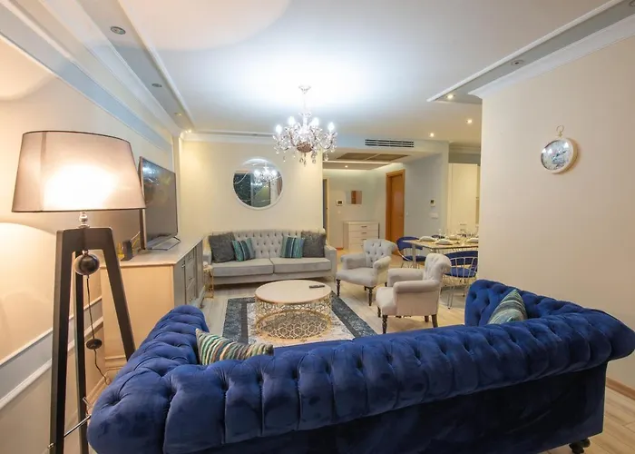 Three Bedroom Duplex With Large Terrace 公寓