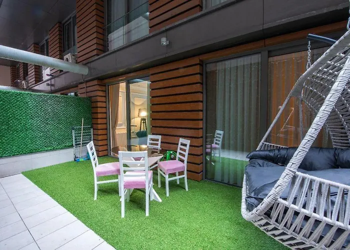 公寓 Three Bedroom Duplex With Large Terrace 伊斯坦布尔